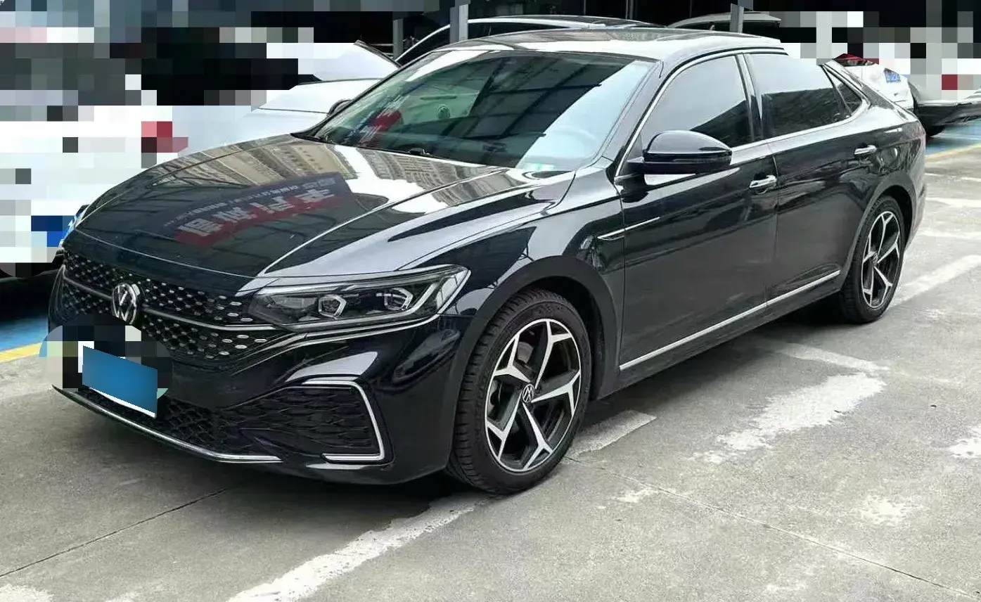 2023 Volkswagen Passat 2.0T 186HP L4 7DCT