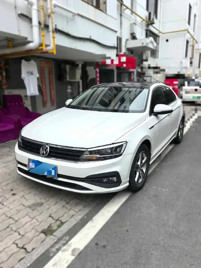 2019 Volkswagen Lamando 1.4T 131HP L4 7DCT