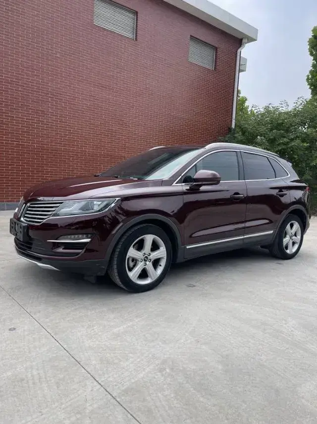 2018 Lincoln MKC 2.0T 203HP L4 6AT