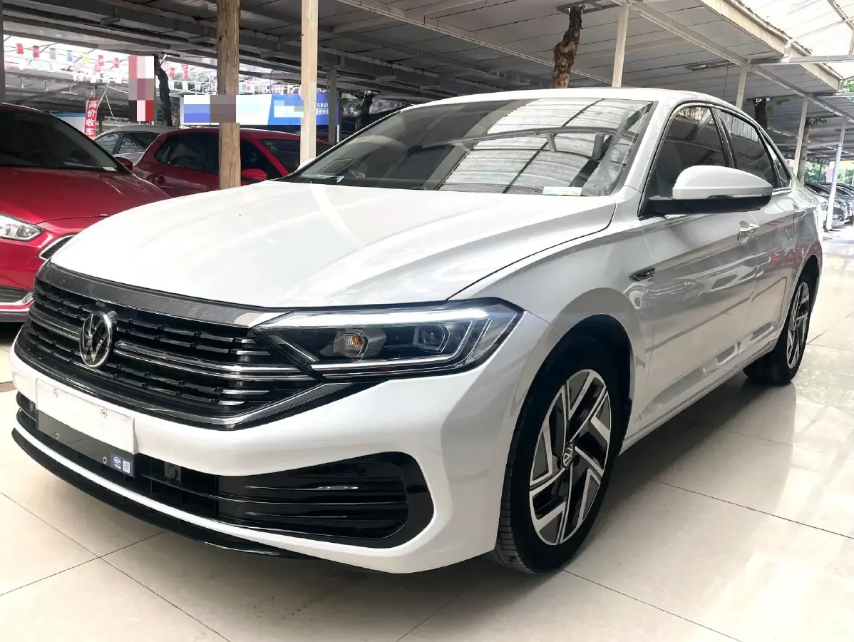 2023 Volkswagen Sagitar 1.4T 150HP L4 7DCT