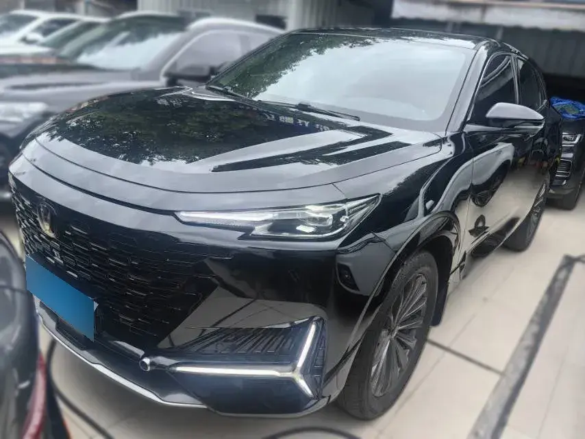 2021 ChangAn UNI-K 2.0T 233HP L4 8AT