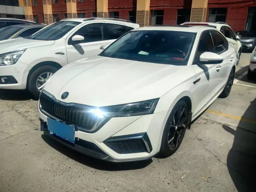 2022 Skoda Octavia 1.4T 150HP L4 7DCT