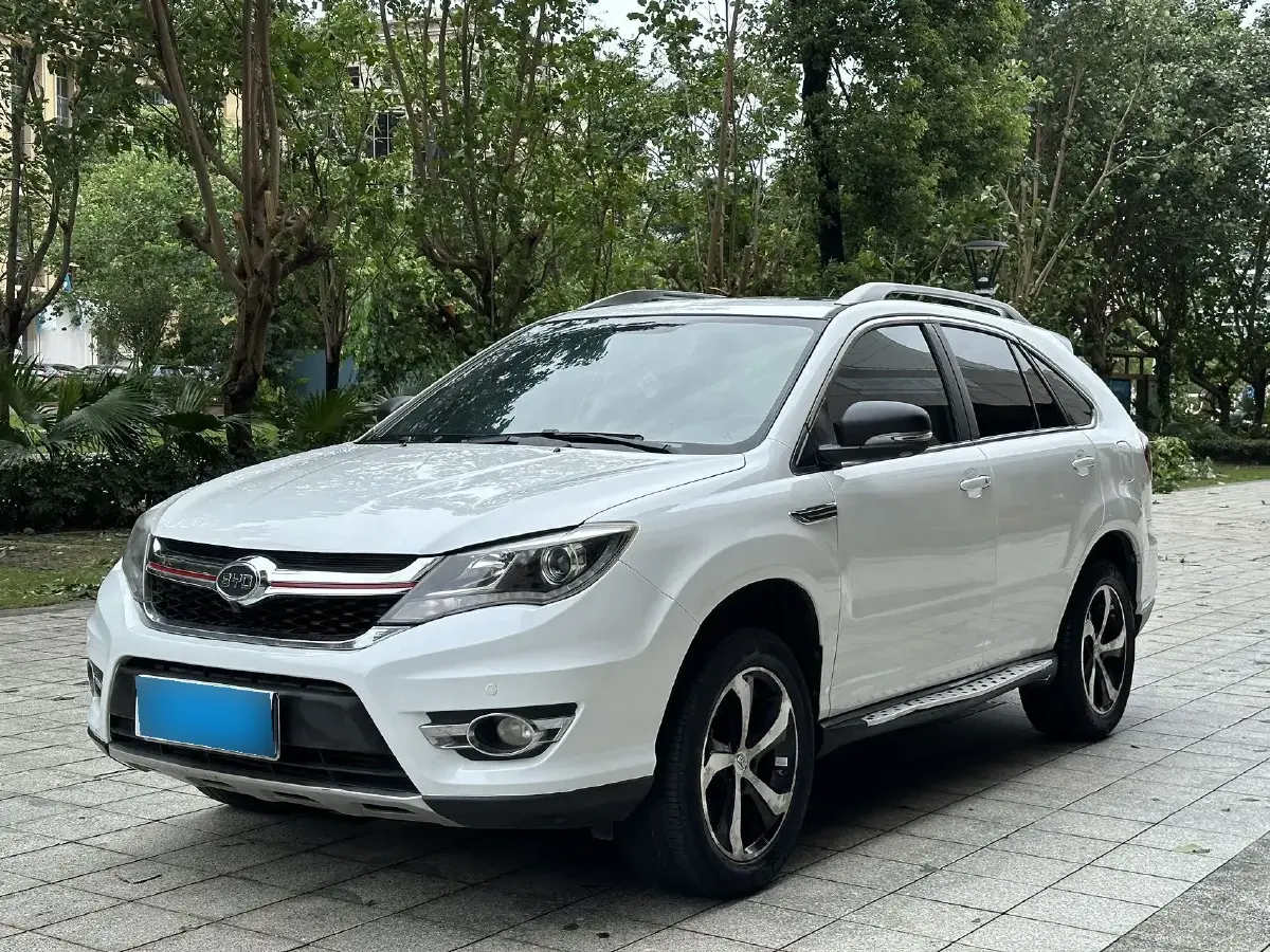 2017 BYD S7 2.0T 205HP L4 6DCT