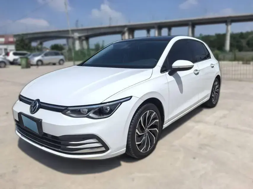 2021 Volkswagen Golf 1.4T 150HP L4 7DCT