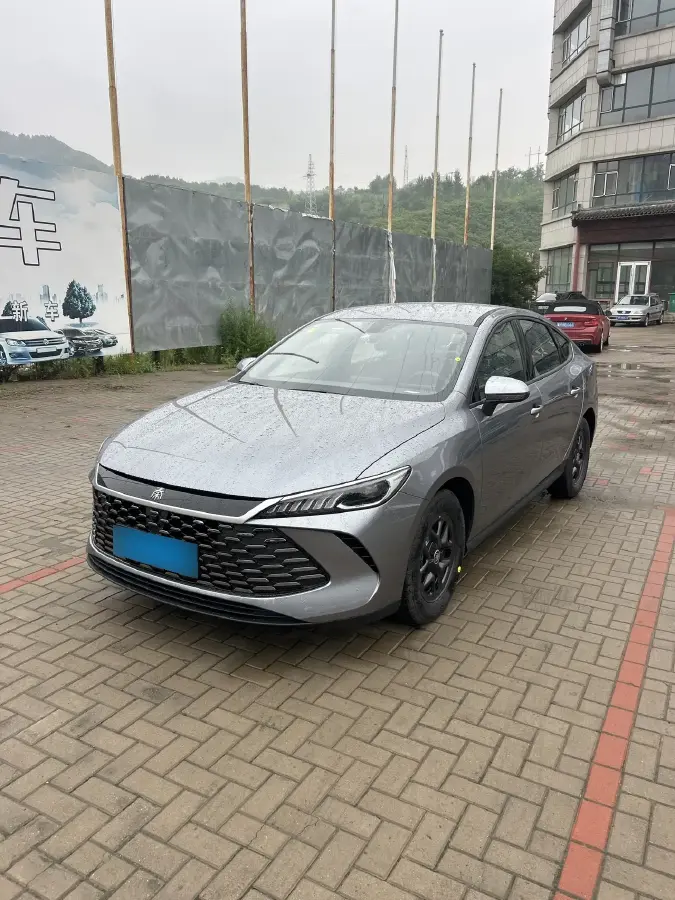 2025 BYD Qin Plus 1.5L 101HP L4 E-CVT PHEV 7.68KWH