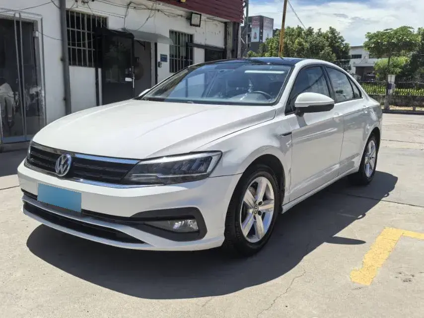 2021 Volkswagen Lamando 1.4T 131HP L4 7DCT