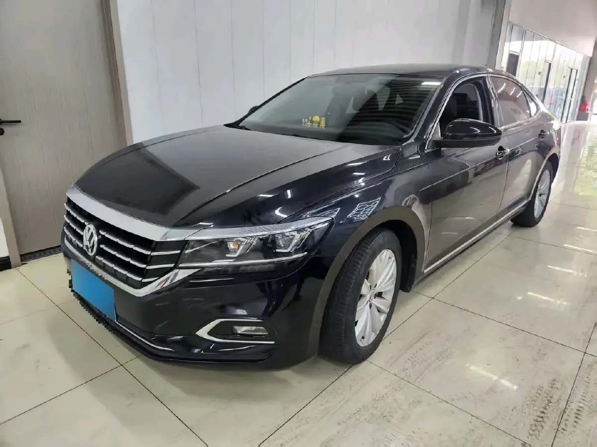 2019 Volkswagen Passat 2.0T 186HP L4 7DCT
