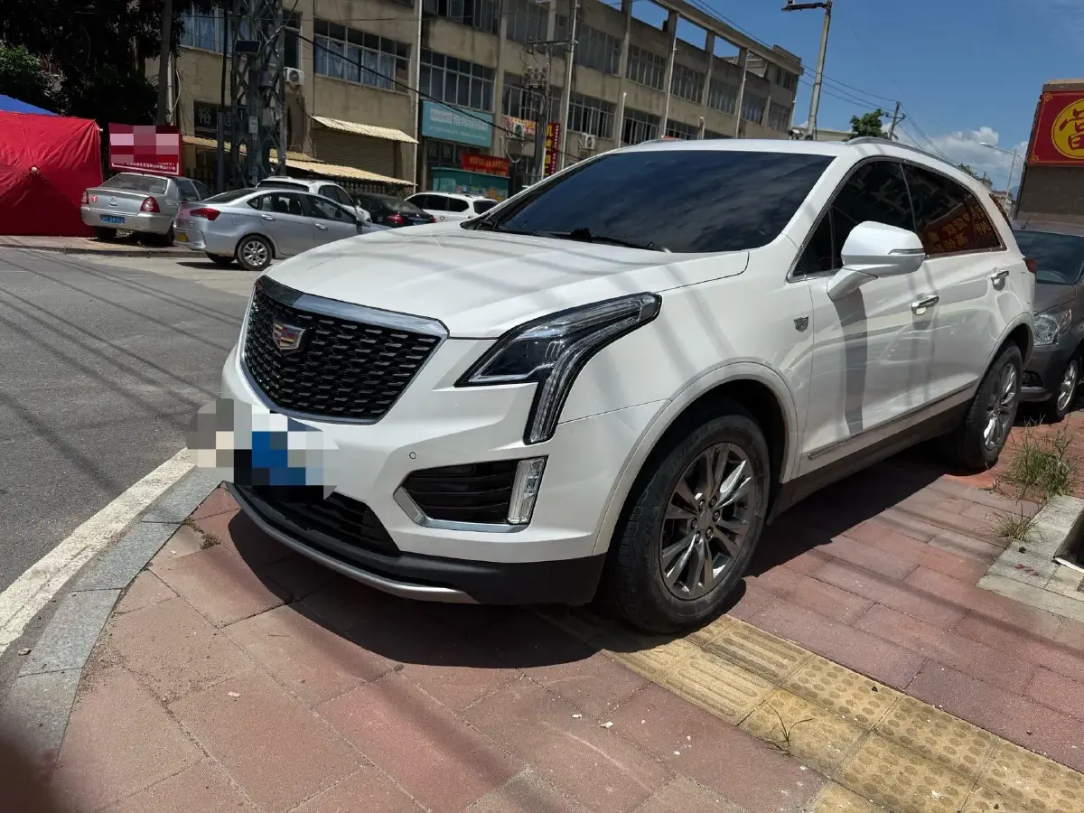 2022 Cadillac XT5 2.0T 237HP L4 9AT