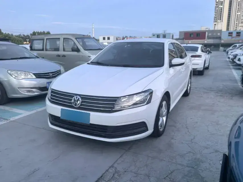 2017 Volkswagen Lavida 1.6L 110HP L4 6AT
