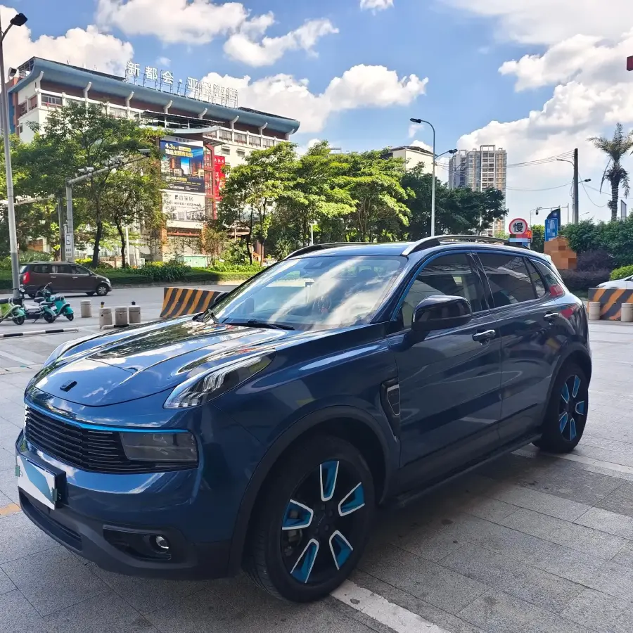 2017 LYNK&CO 01 2.0T 190HP L4 6AT