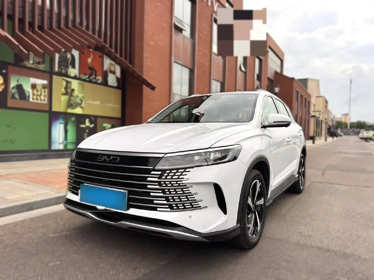 2025 BYD Sea Lion 05 DM-i 1.5L 101HP L4 E-CVT PHEV 18.3KWH