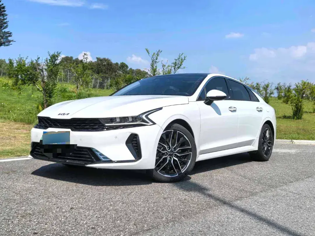 2021 Kia K5 2.0T 240HP L4 8AT