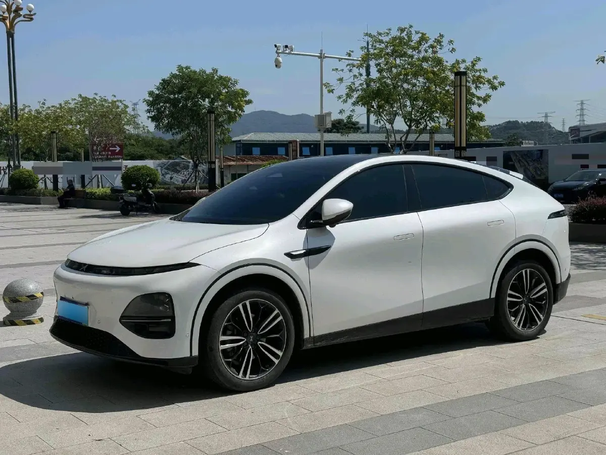 2023 Xpeng G6 BEV 66KWH