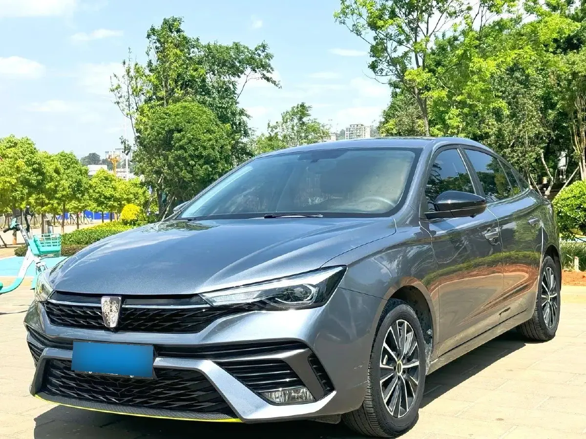 2021 Roewe i5 1.5L 120HP L4 CVT