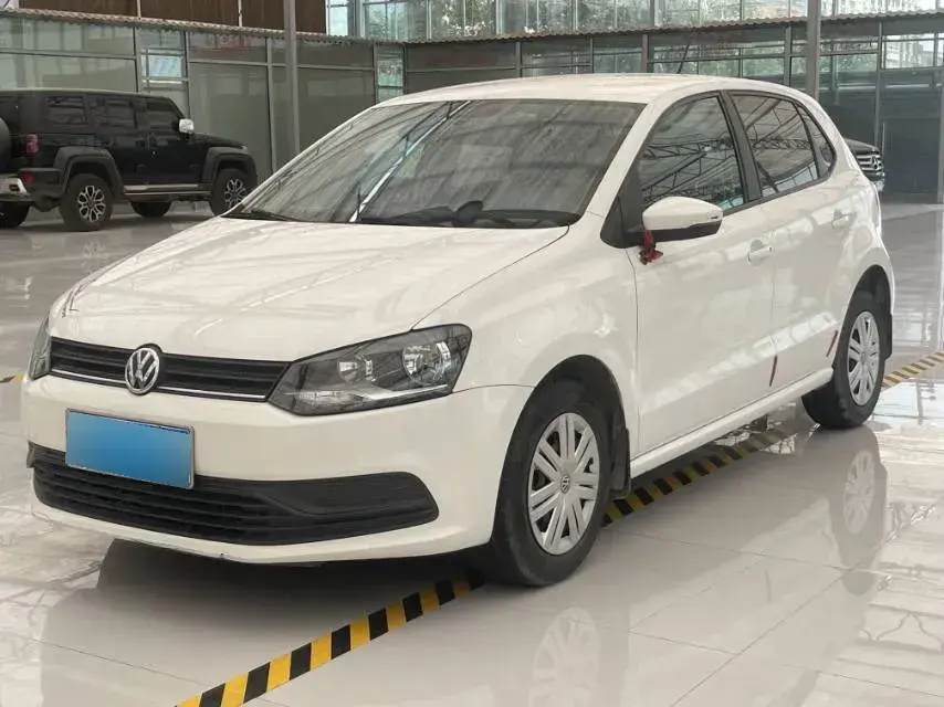 2016 Volkswagen Polo 1.4L 90HP L4 5MT