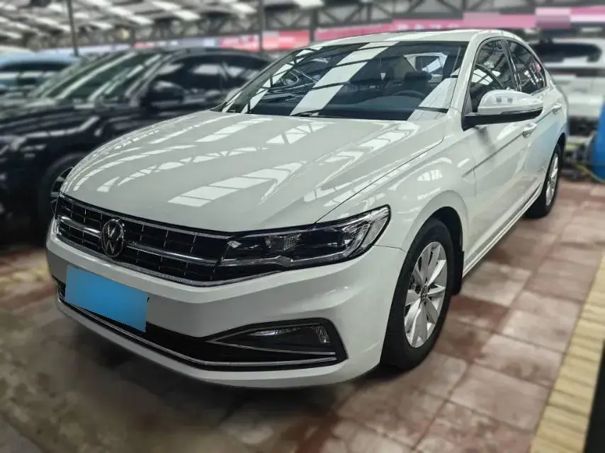 2021 Volkswagen Bora 1.5L 113HP L4 6AT