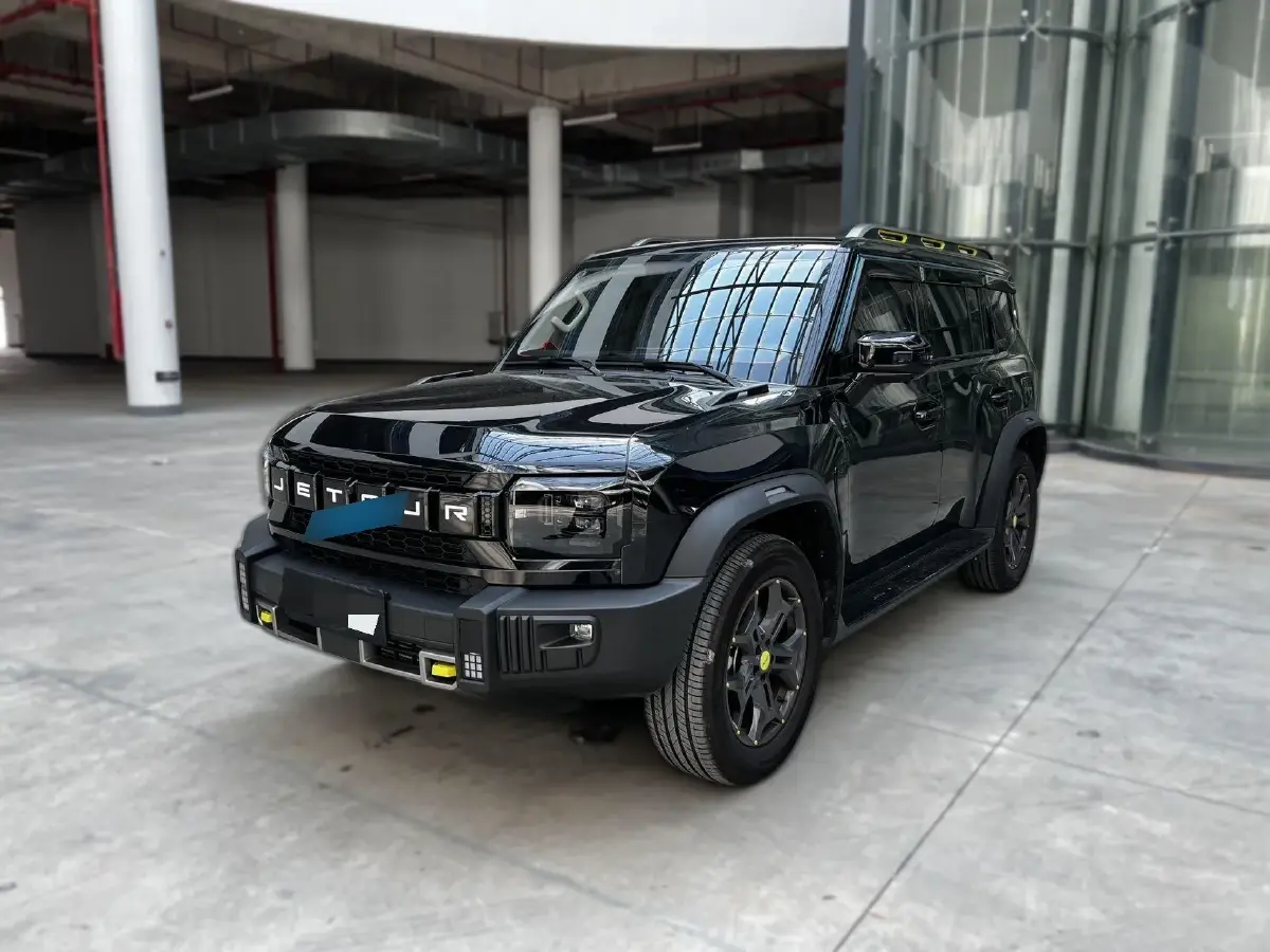 2023 Jetour Traveller 2.0T 254HP L4 7DCT