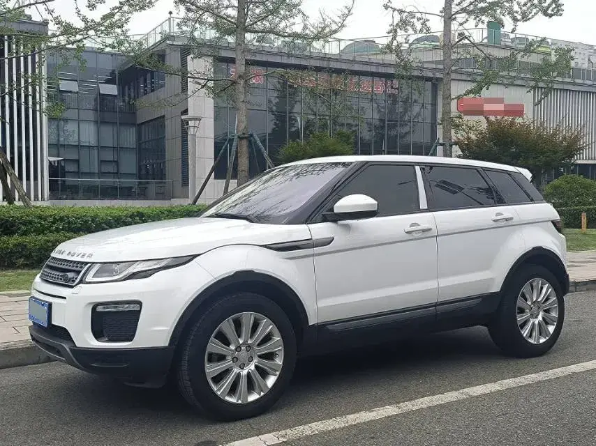 2018 Land Rover Range Rover Evoque 2.0T 241HP L4 9AT