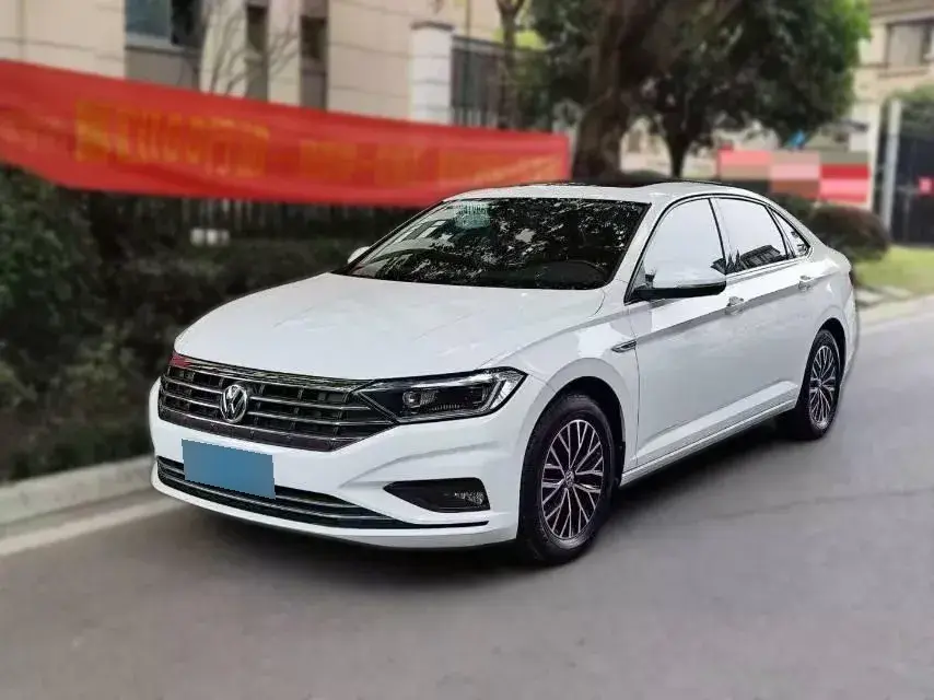 2020 Volkswagen Sagitar 1.4T 150HP L4 7DCT