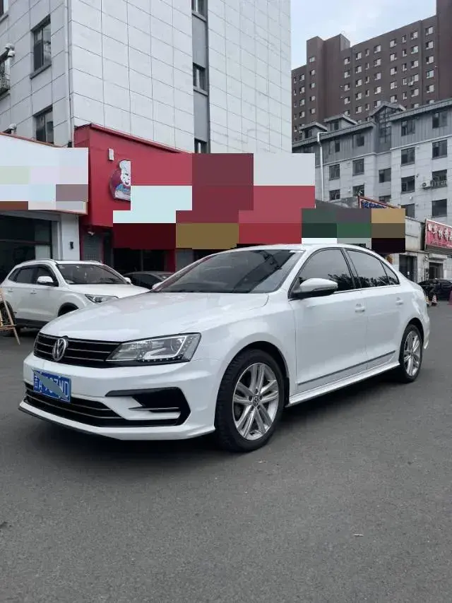 2018 Volkswagen Sagitar 1.4T 150HP L4 7DCT