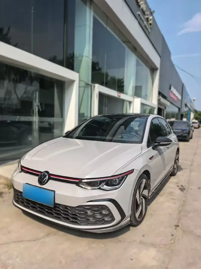 2021 Volkswagen GolfGTI 2.0T 220HP L4 7DCT