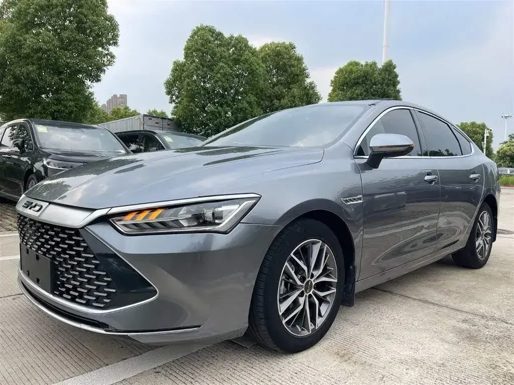 2021 BYD Qin Plus 1.5L 110HP L4 E-CVT PHEV 8.32KWH