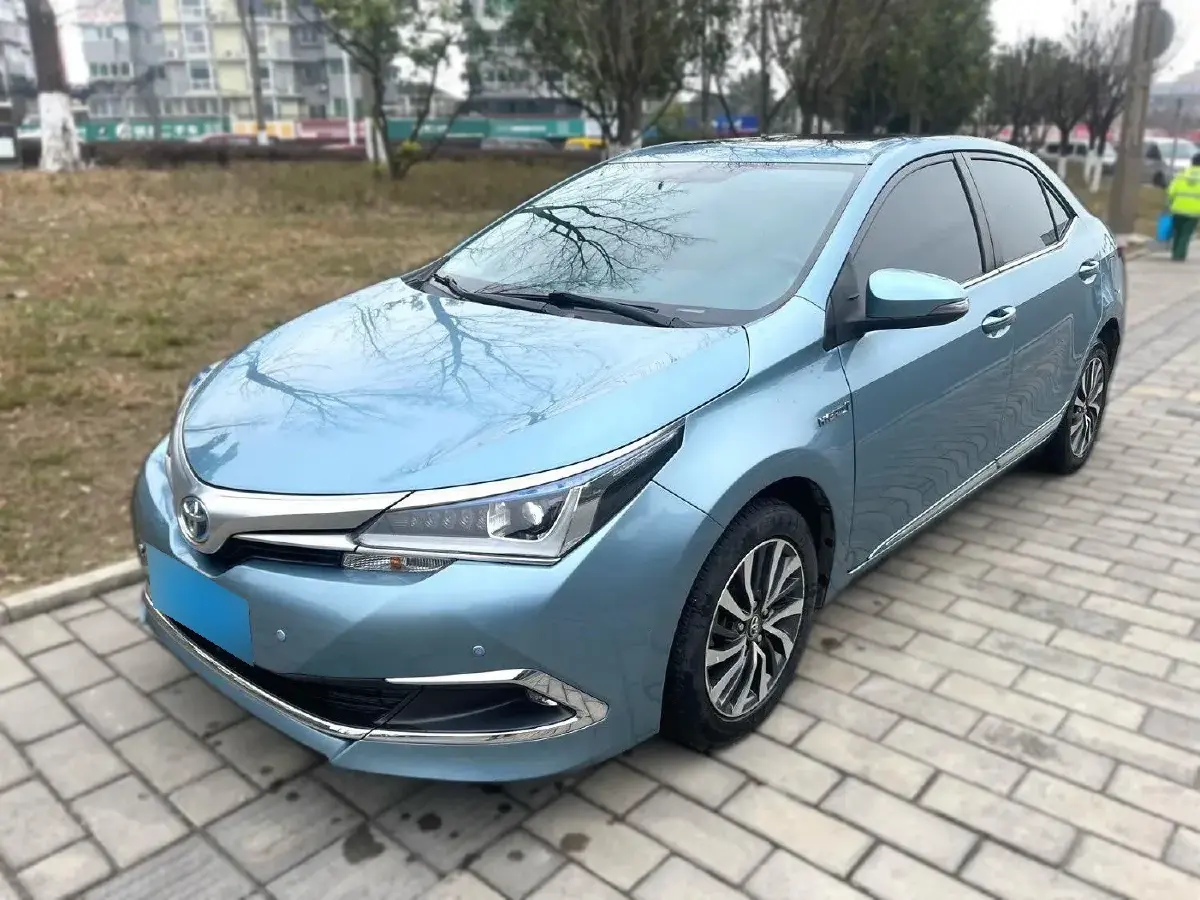 2021 Toyota Corolla 1.8L 98HP L4 E-CVT Hybrid