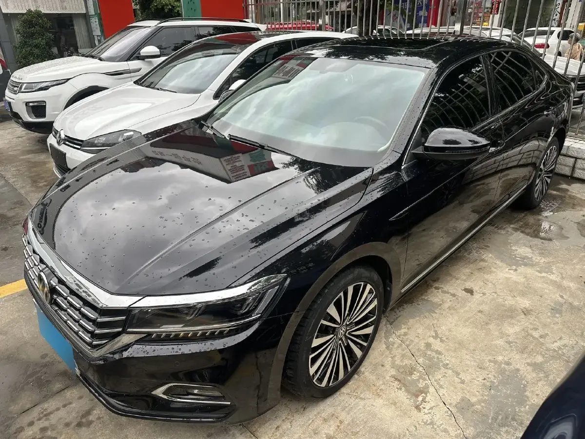 2019 Volkswagen Passat 2.0T 186HP L4 7DCT