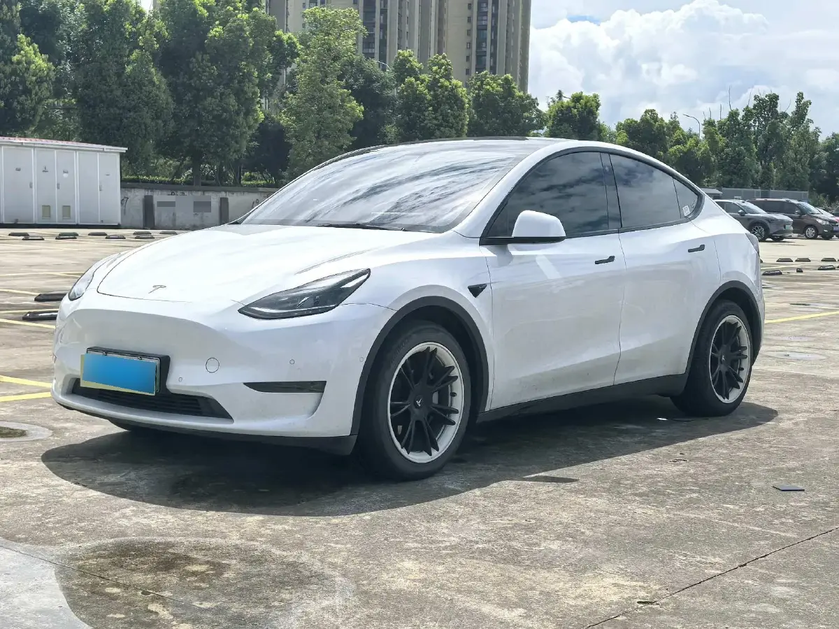 2021 Tesla Model Y BEV 60KWH