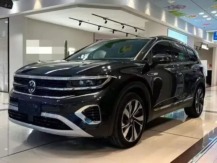 2023 Volkswagen Talagon 2.0T 220HP L4 7DCT