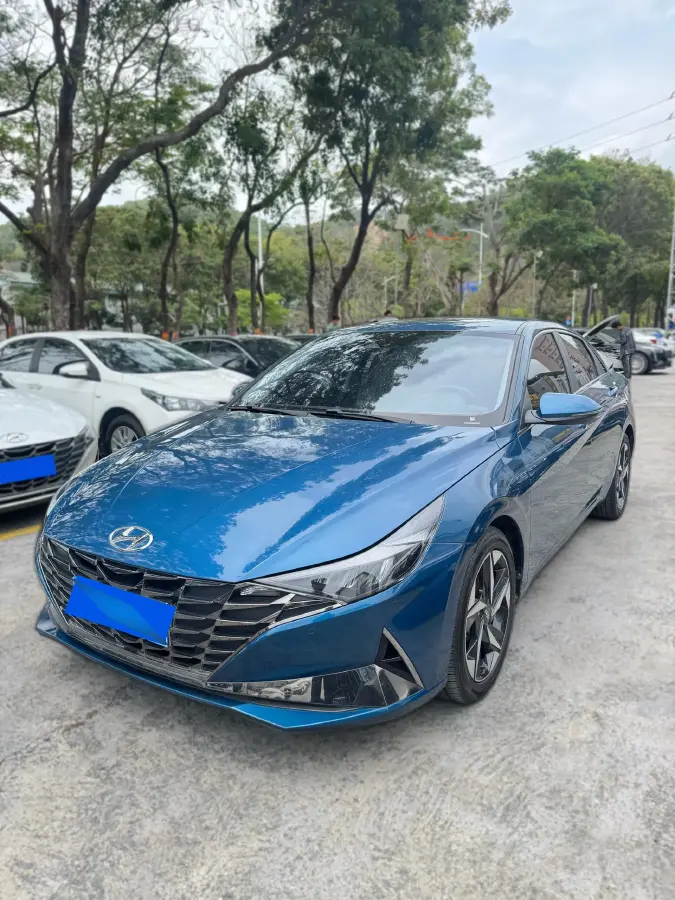 2021 Hyundai Elantra 1.5L 115HP L4 CVT