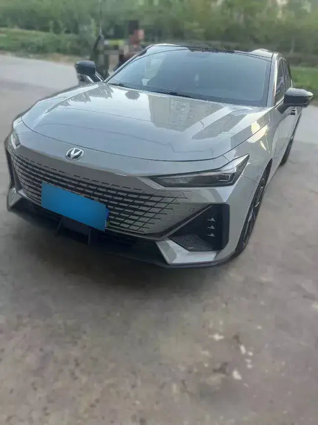 2022 ChangAn UNI-V 1.5T 188HP L4 7DCT