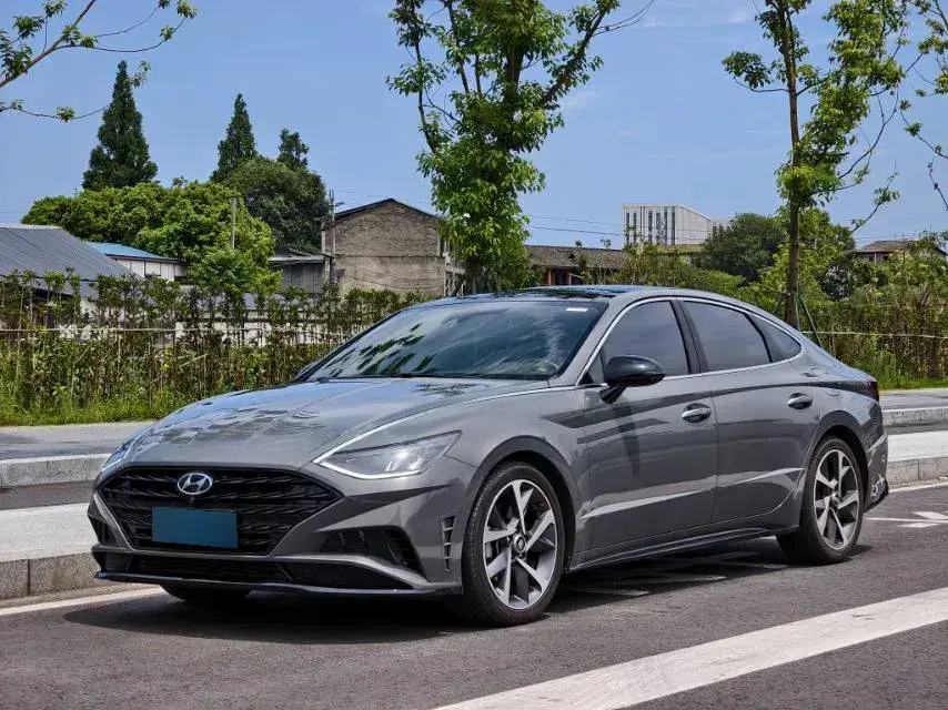 2020 Hyundai Sonata 2.0T 240HP L4 8AT