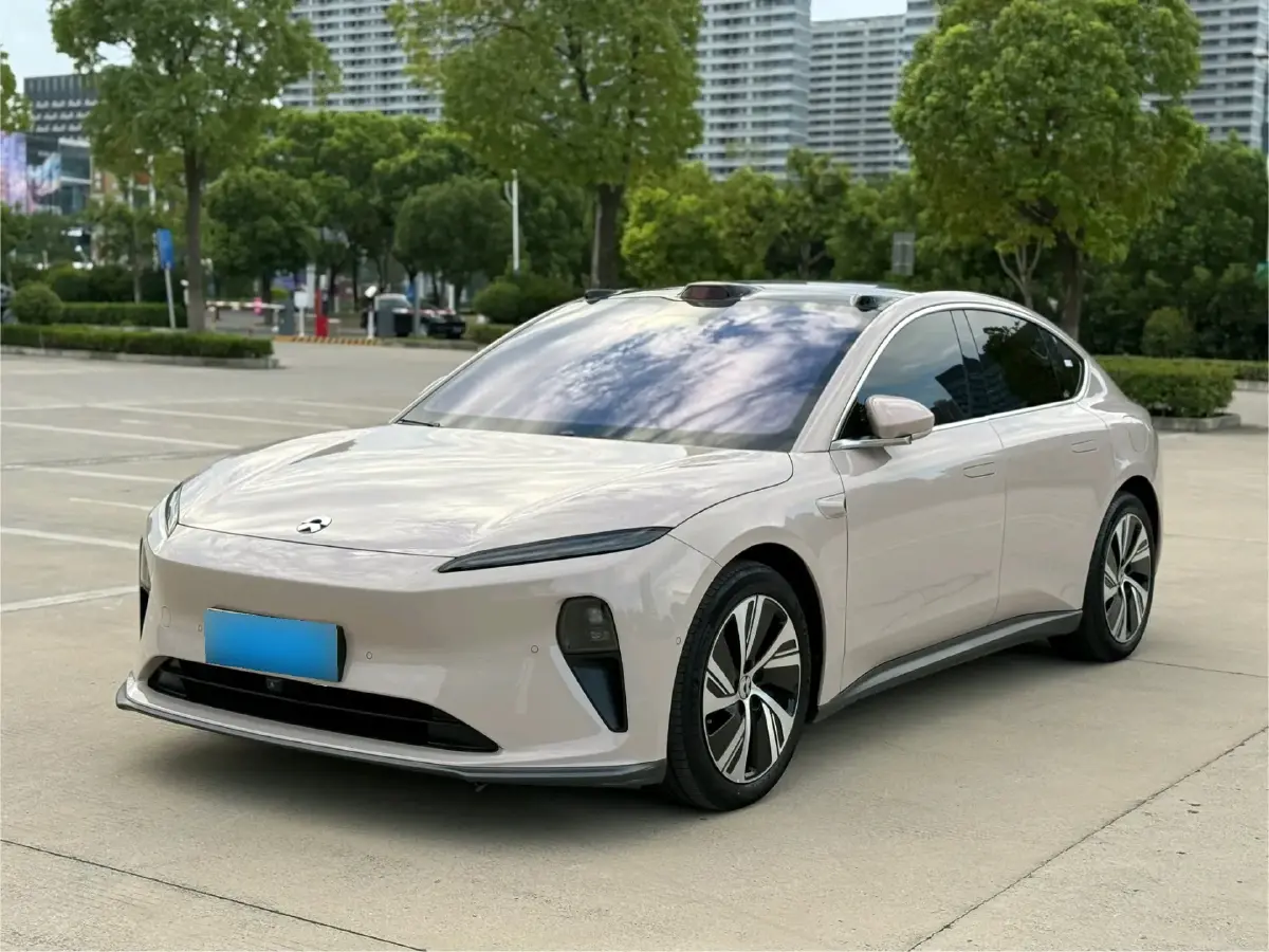 2022 NIO ET5 BEV 75KWH