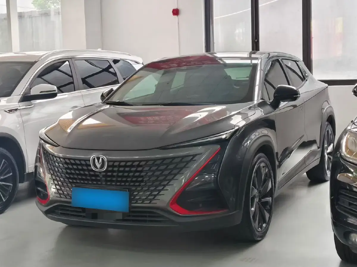 2020 ChangAn UNI-T 1.5T 180HP L4 7DCT 2020 ChangAn UNI-T 1.5T 180HP L4 7DCT