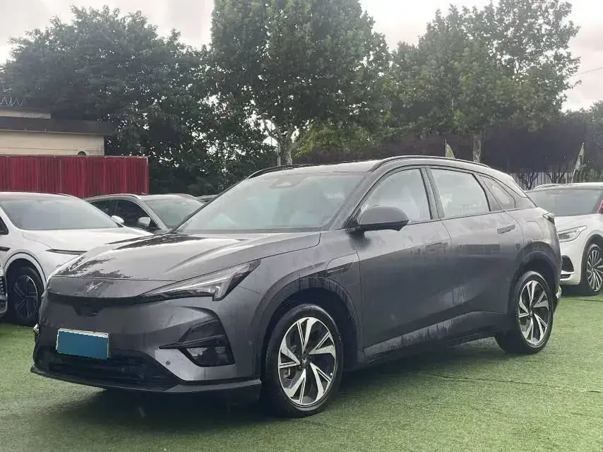 2024 ARCFOX αT5 BEV 65KWH