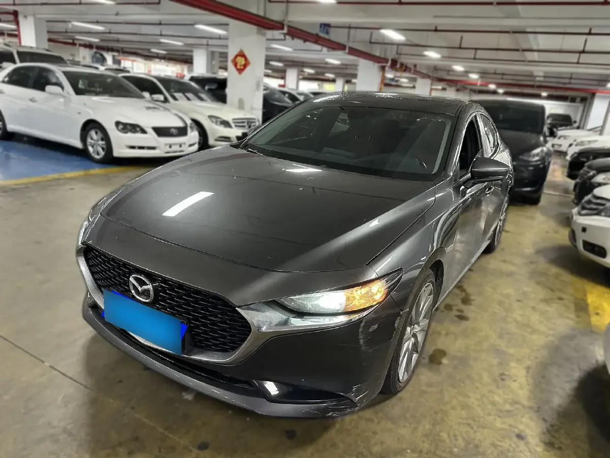 2022 Mazda 3 Axela 2.0L 158HP L4 6AT