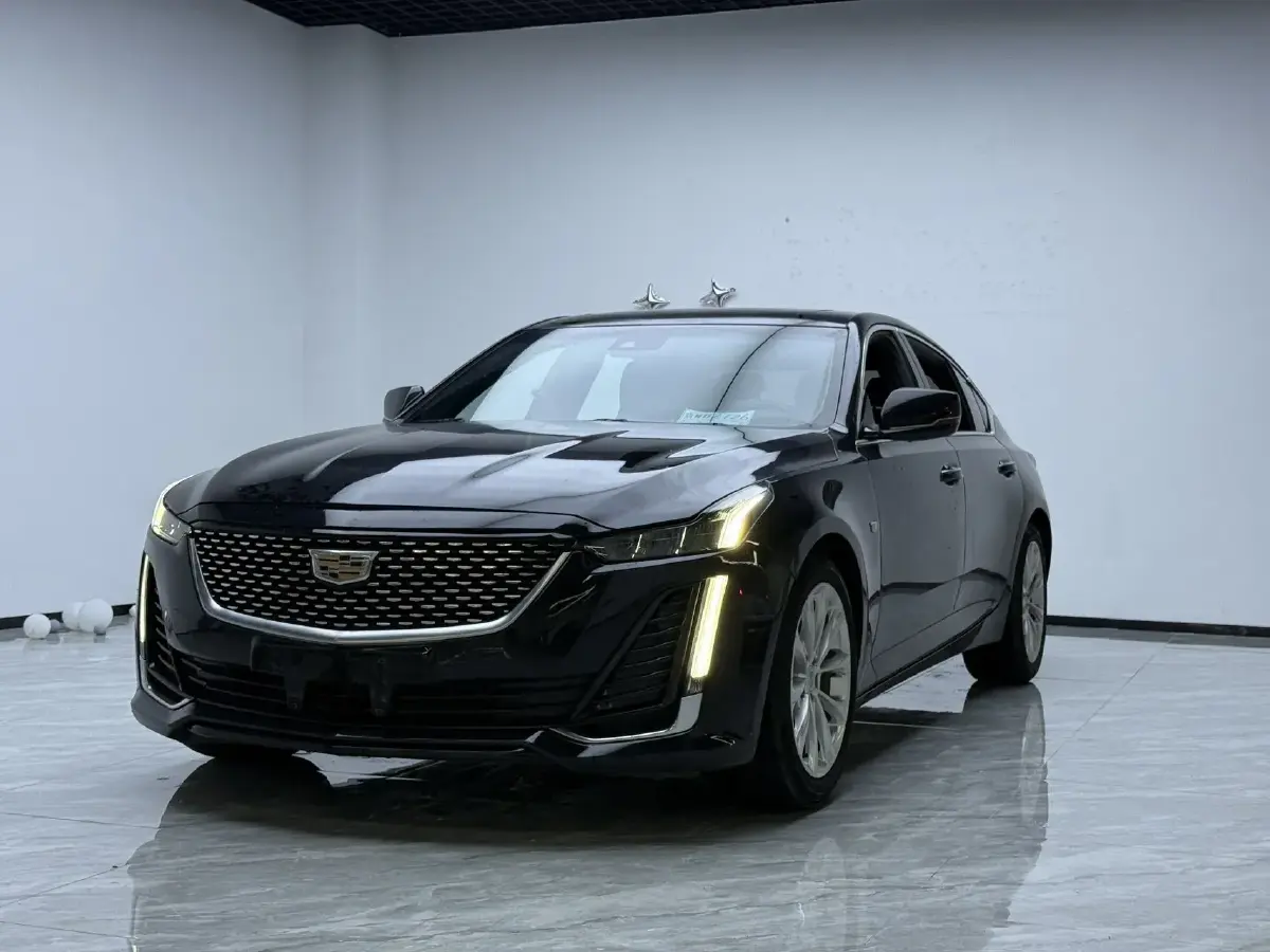 2022 Cadillac CT5 2.0T 237HP L4 10AT