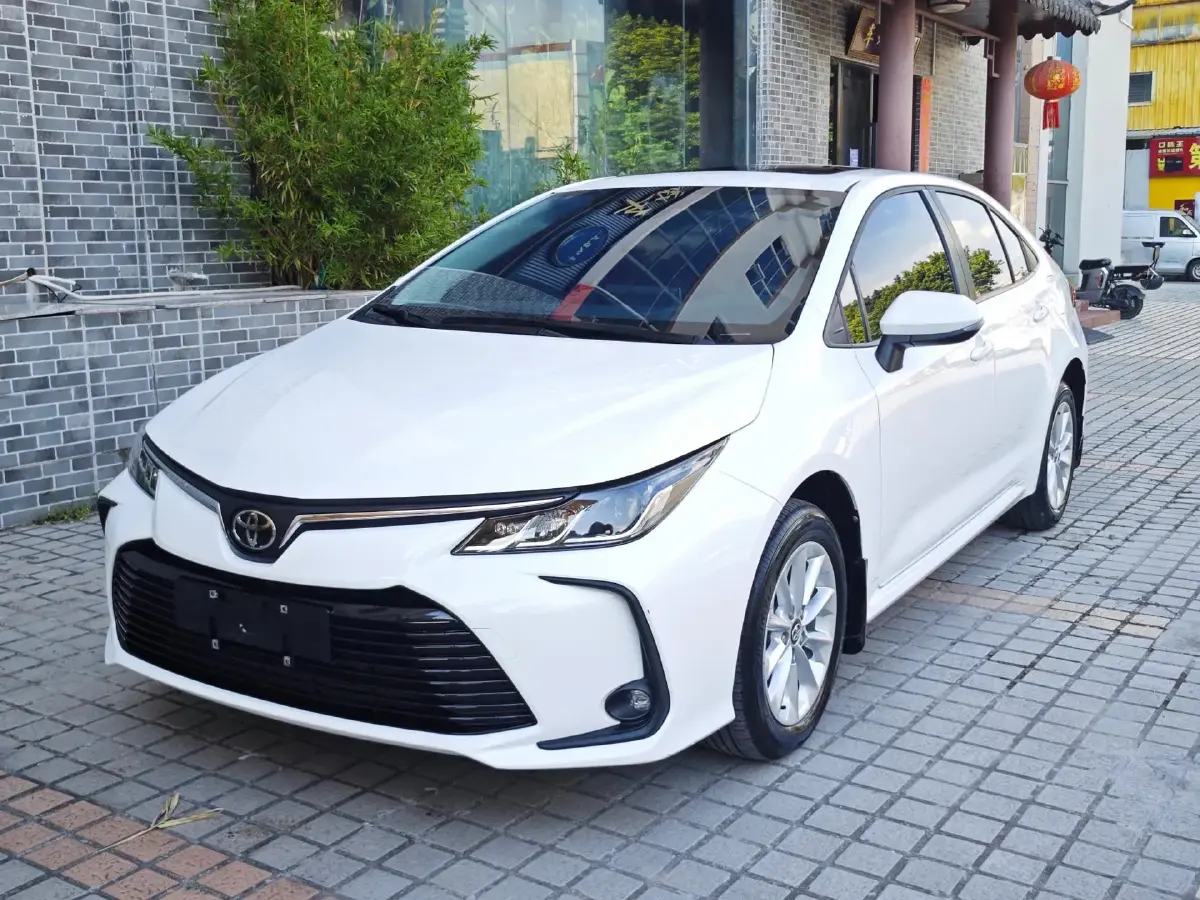 2021 Toyota Corolla 1.2T 116HP L4 CVT