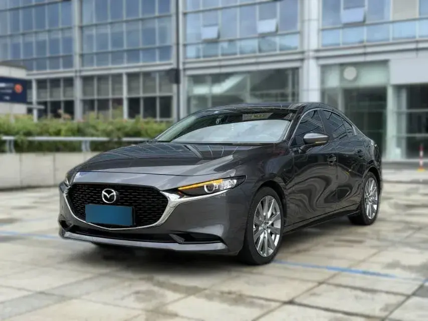 2021 Mazda 3 Axela 2.0L 158HP L4 6AT