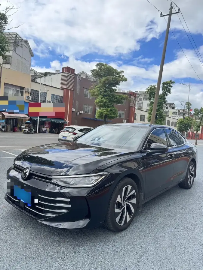 2025 Volkswagen Passat 2.0T 220HP L4 7DCT 2025 Volkswagen Passat 2.0T 220HP L4 7DCT