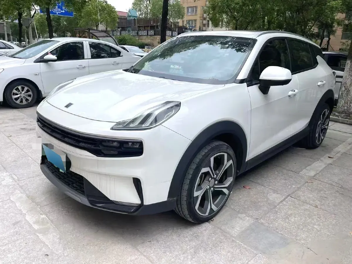 2020 LYNK&CO 06 EM-P 1.5T 177HP L3 7DCT PHEV 11.3KWH