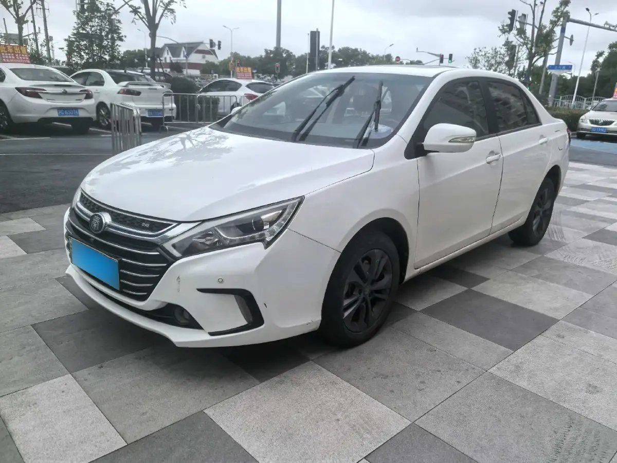 2018 BYD Qin 1.5T 154HP L4 6DCT PHEV 15.2KWH