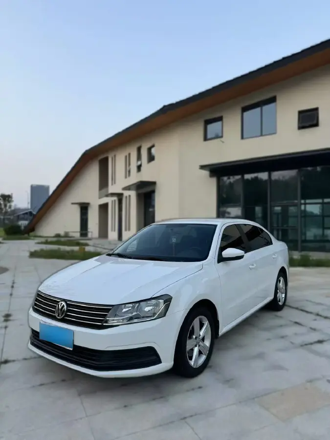 2017 Volkswagen Lavida 1.6L 110HP L4 6AT