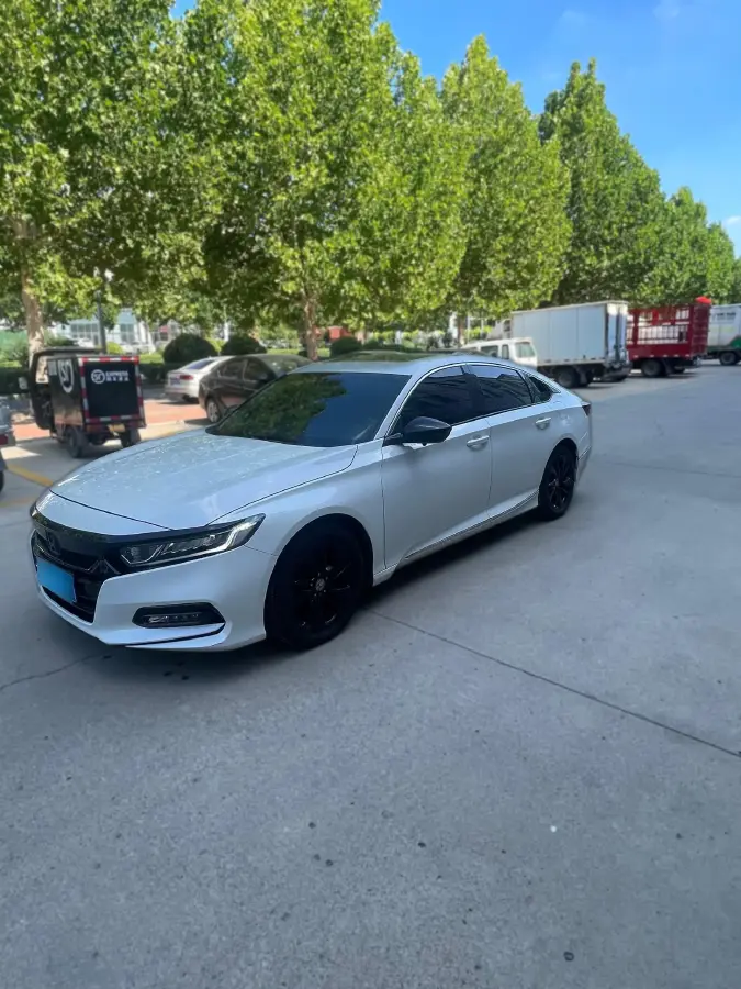 2022 Honda Accord 1.5T 194HP L4 CVT