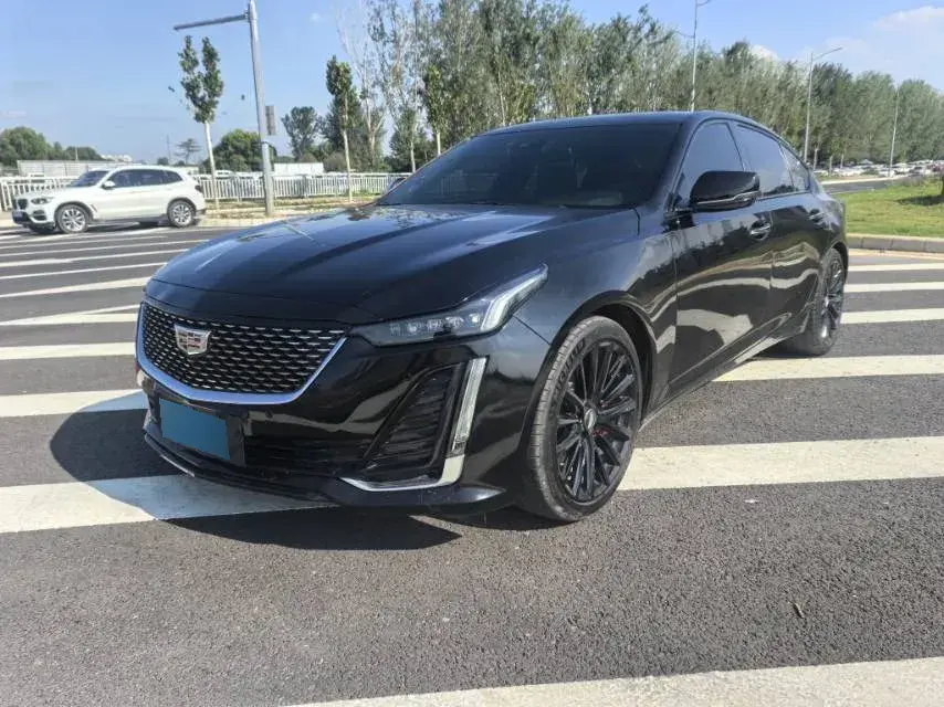 2021 Cadillac CT5 2.0T 237HP L4 10AT