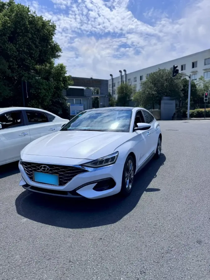 2019 Hyundai La Festa 1.6T 190HP L4 7DCT
