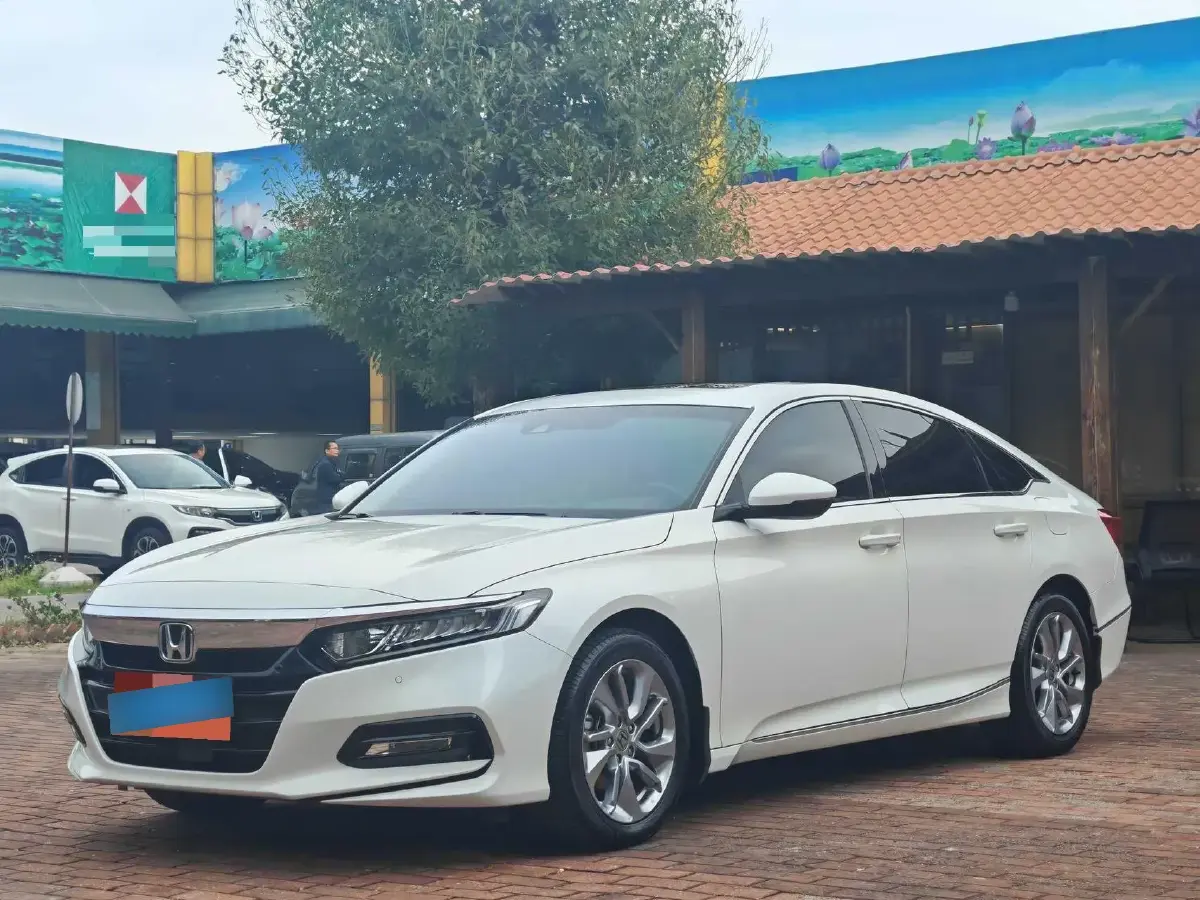 2018 Honda Accord 1.5T 194HP L4 CVT