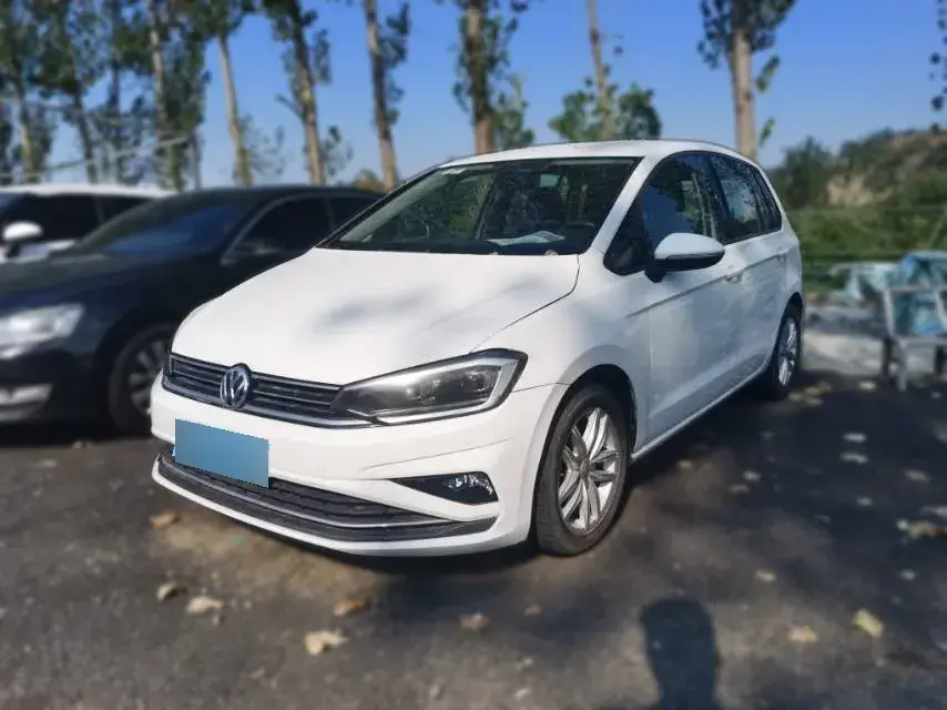 2019 Volkswagen Golf Sportsvan 1.6L 110HP L4 6AT