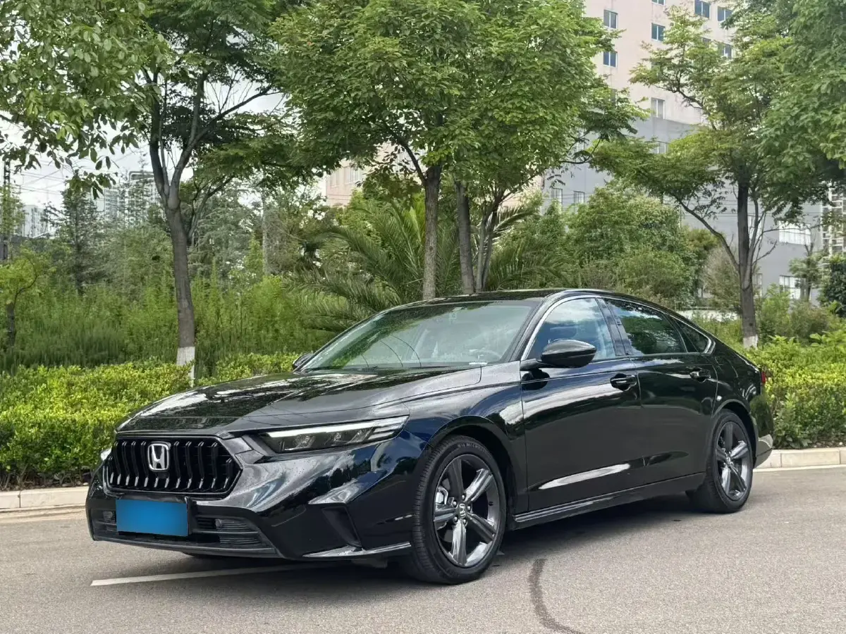 2023 Honda Inspire 1.5T 192HP L4 CVT